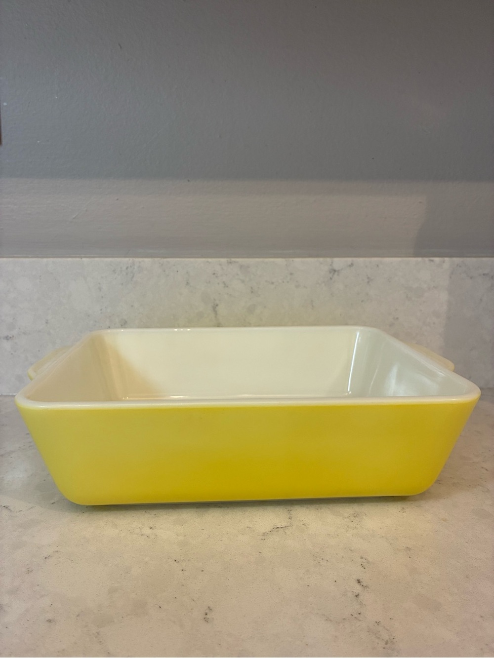 Vintage Pyrex Yellow Refrigerator Dish 0503